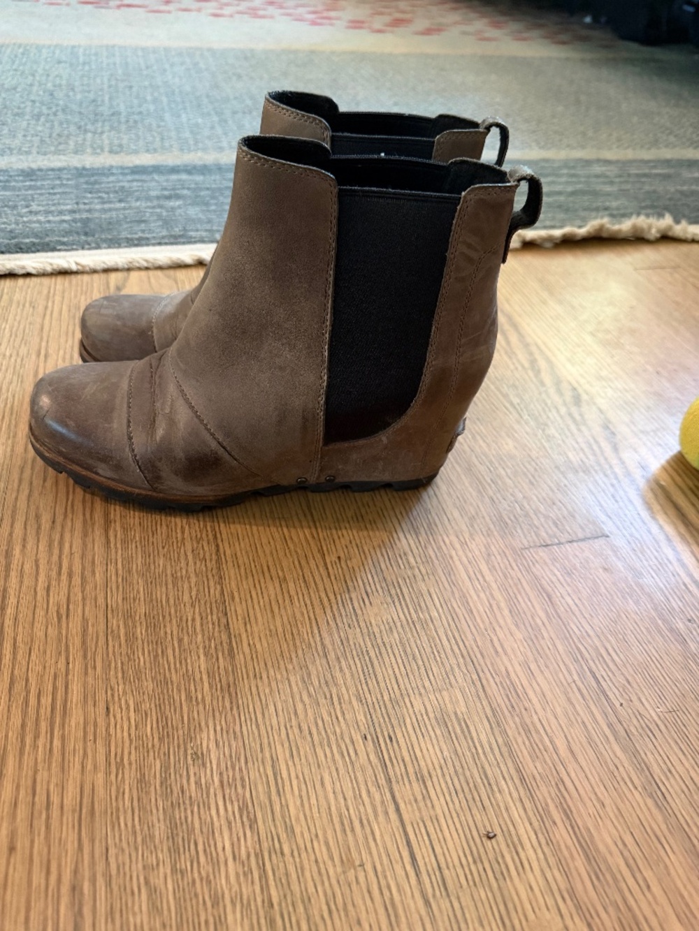 Sorel Eva Platform boots